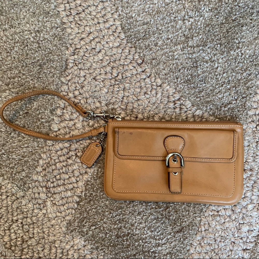 Authentic Coach Wristlet - Picture 1 of 8